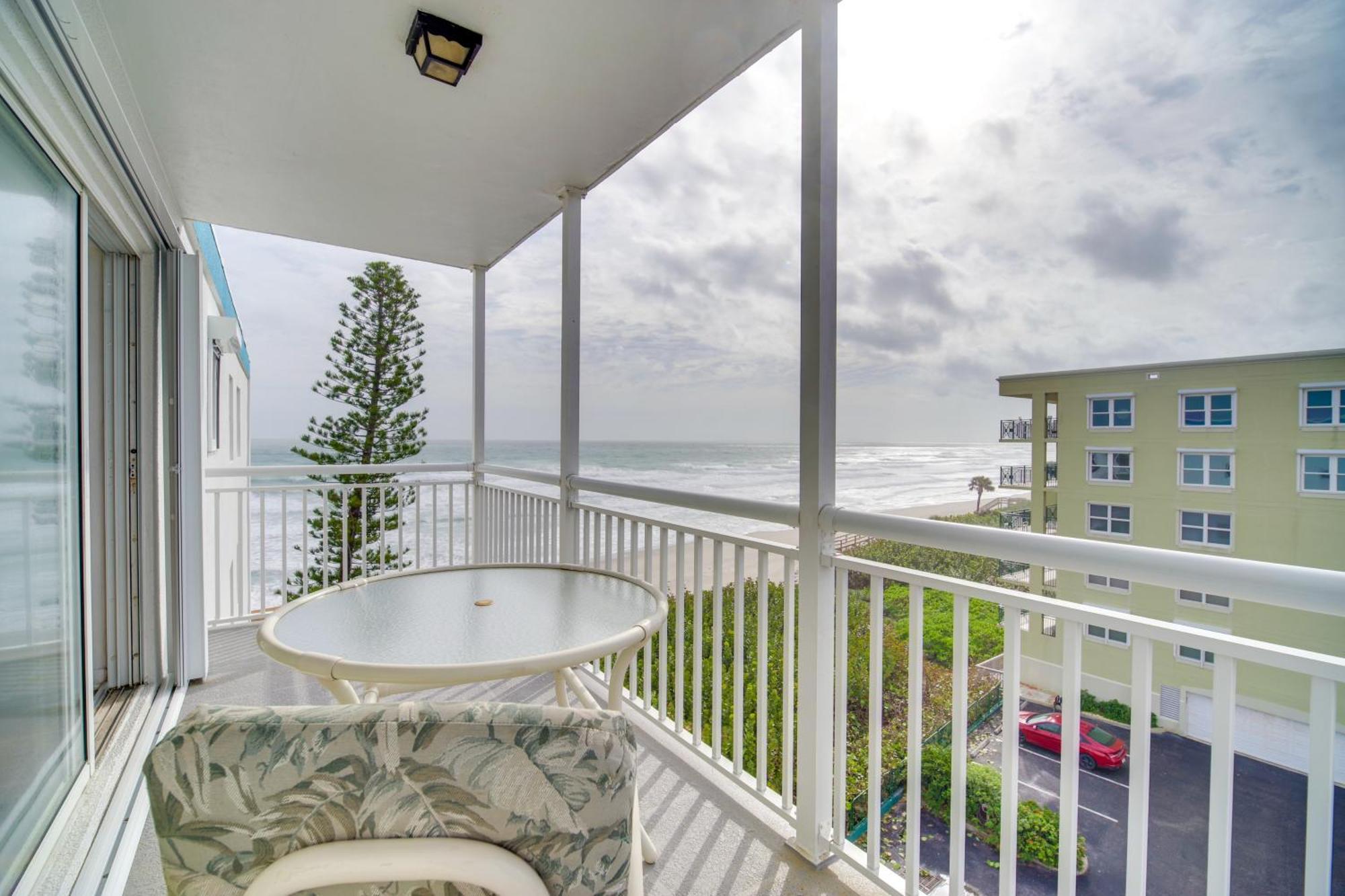 Pet-Friendly Satellite Beach Condo With Balcony! Экстерьер фото